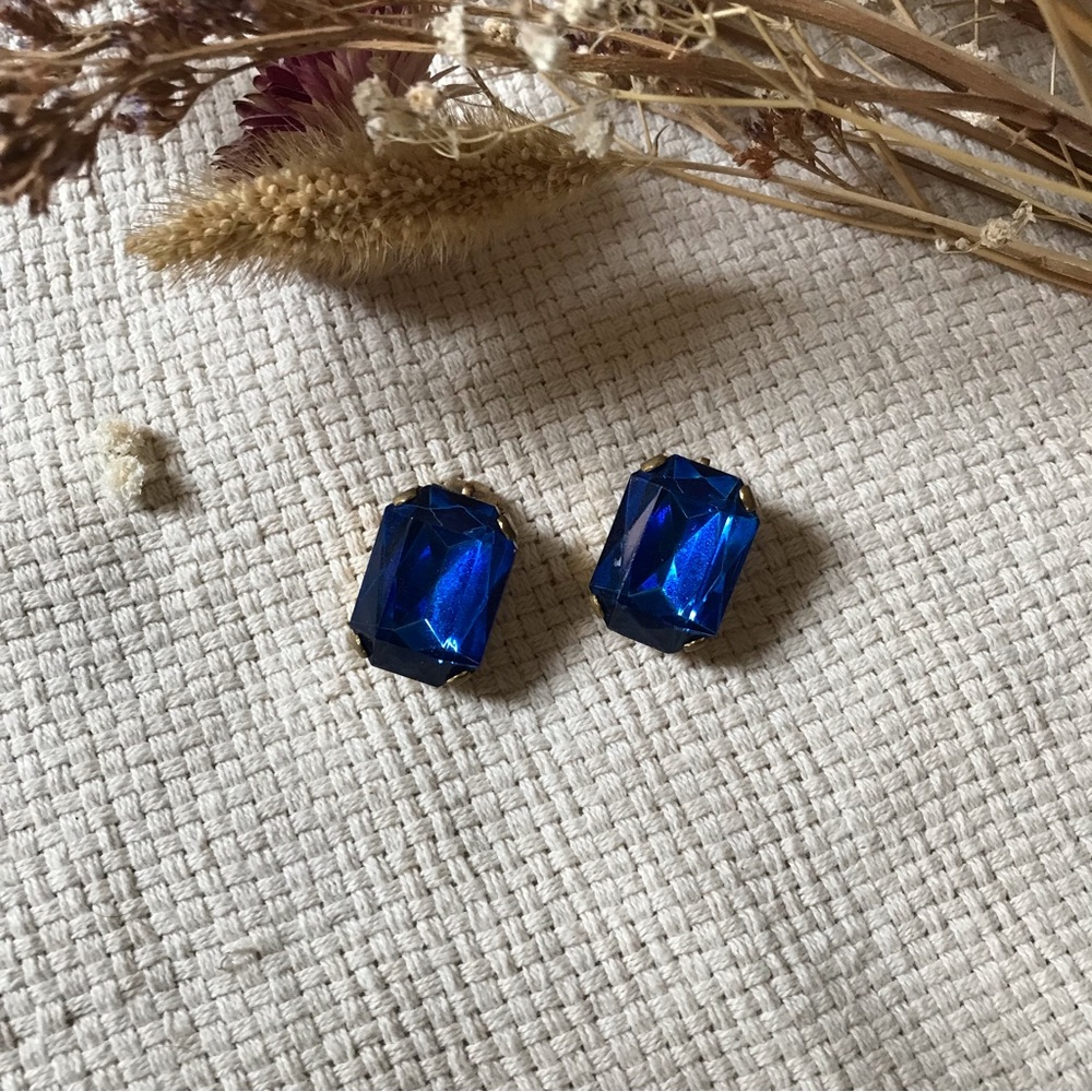 Vintage French Blue Gemstone Clipper Earrings from France 💙 old money